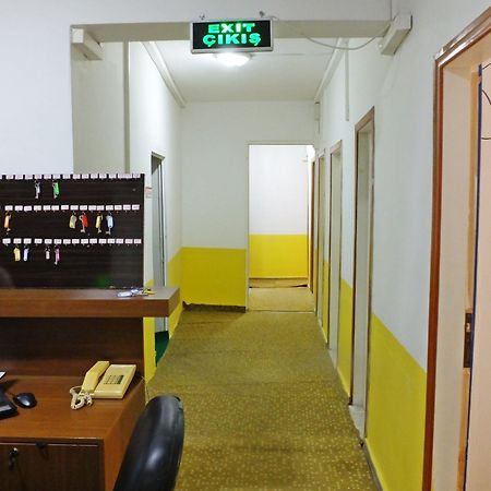 Aziz Pansiyon Antalya Buitenkant foto